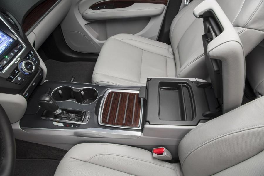 Интерьер Acura MDX (YD3) 2013 года  (NA) (фото 12 из 244)
